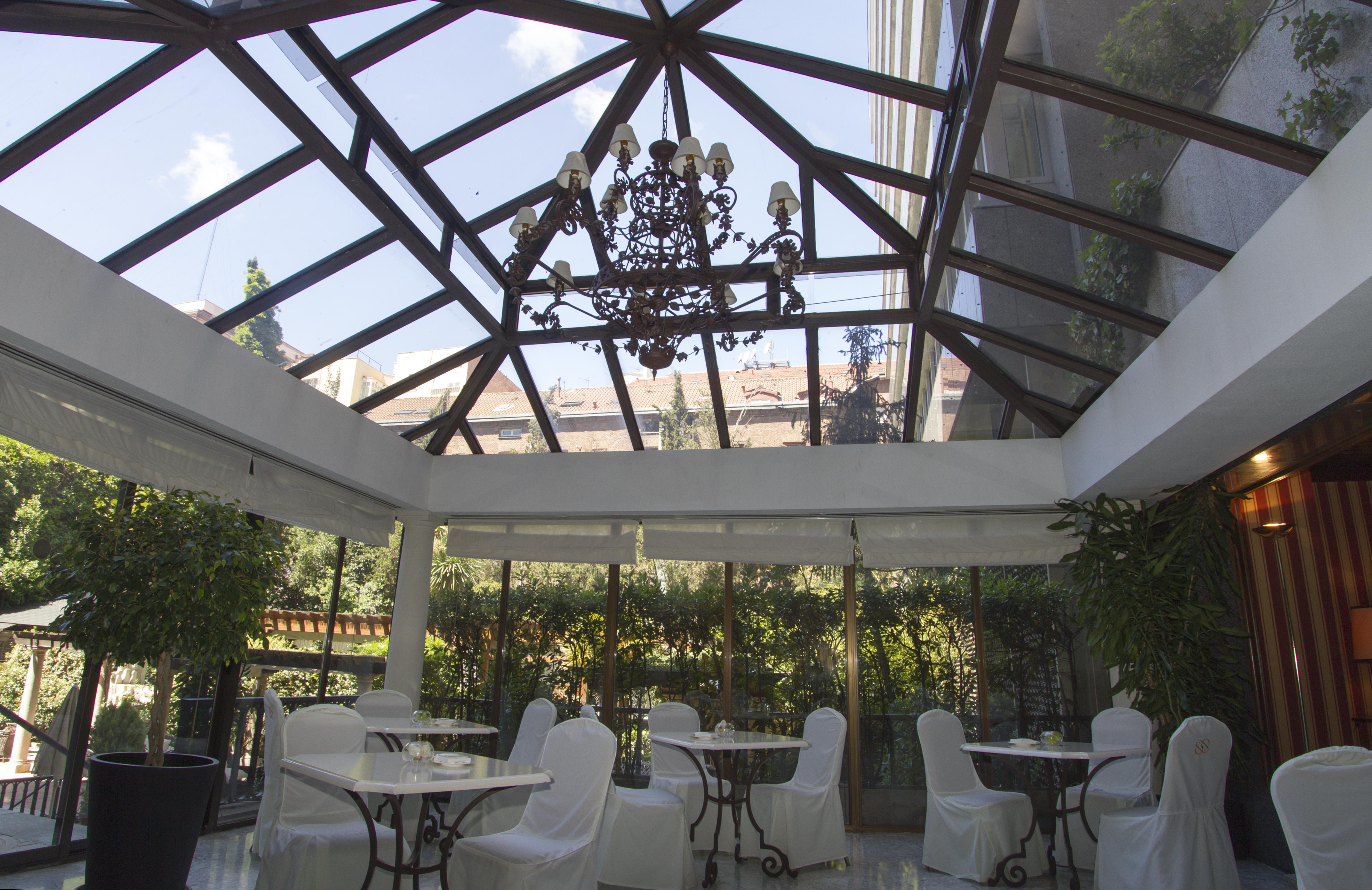 Hotel Miguel Angel Мадрид Экстерьер фото The interior of the hotel